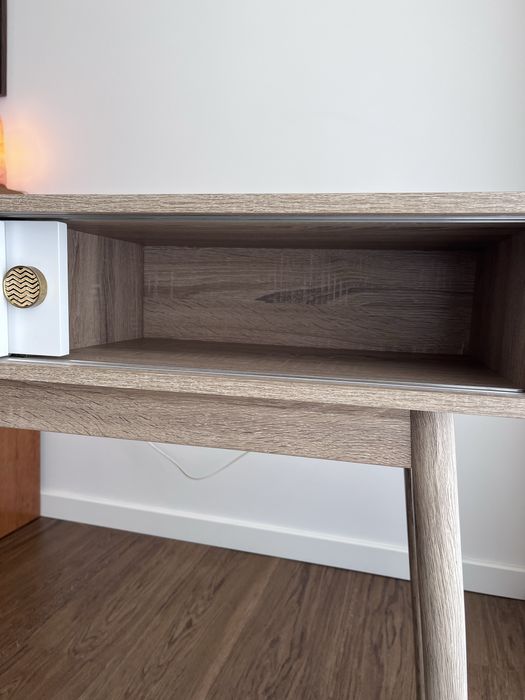 Movel consola para entrada