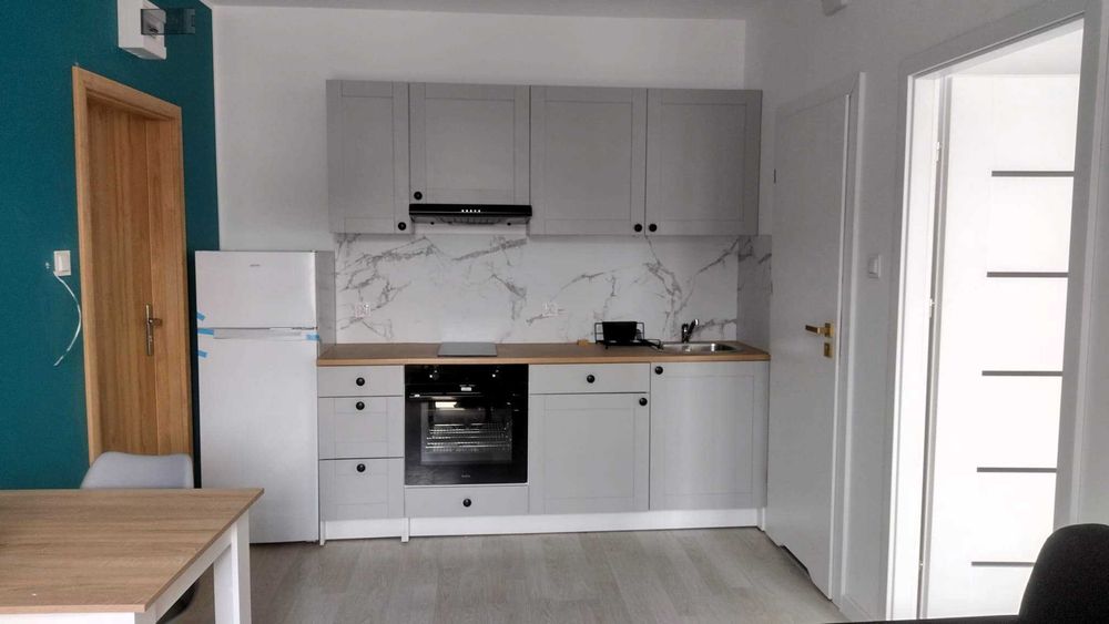 Do wynajęcia mieszkanie 25 m² dla studentów – Katowice, ul. Warszawska 58B (CENTRUM)