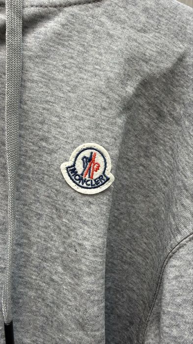 Casaco cinzento mocnler