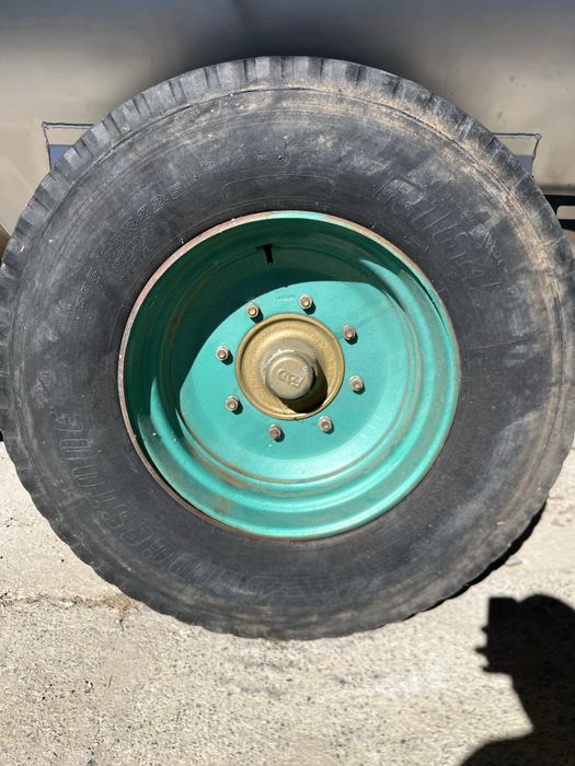 2 jantes com pneus 385/65 r22.5 para reboque ou cisterna , piso como n