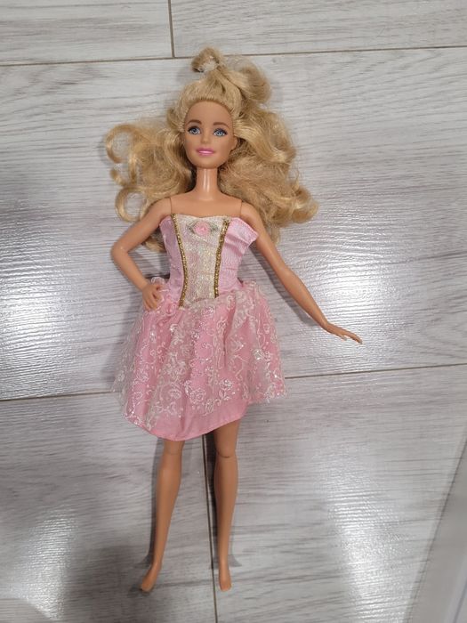 Lalka barbie w sukience Klary z dziadka do orzechów wersja baletowa