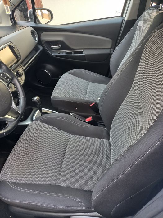 Toyota Yaris Hybryda 2017
