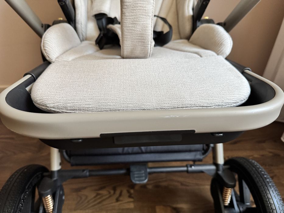 Візочок Venicci Tinum Upline