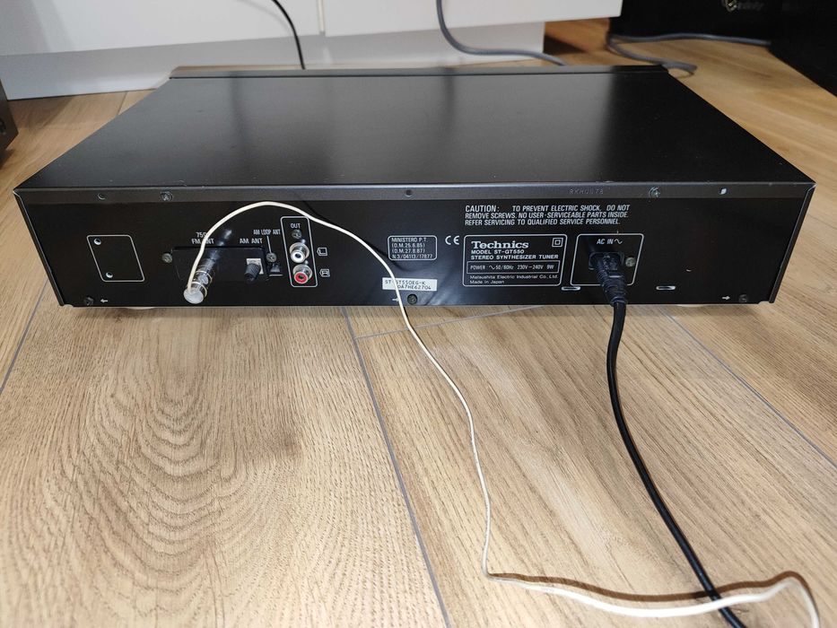 ST-GT550 Technics Stereo Synthesizer Tuner Radio