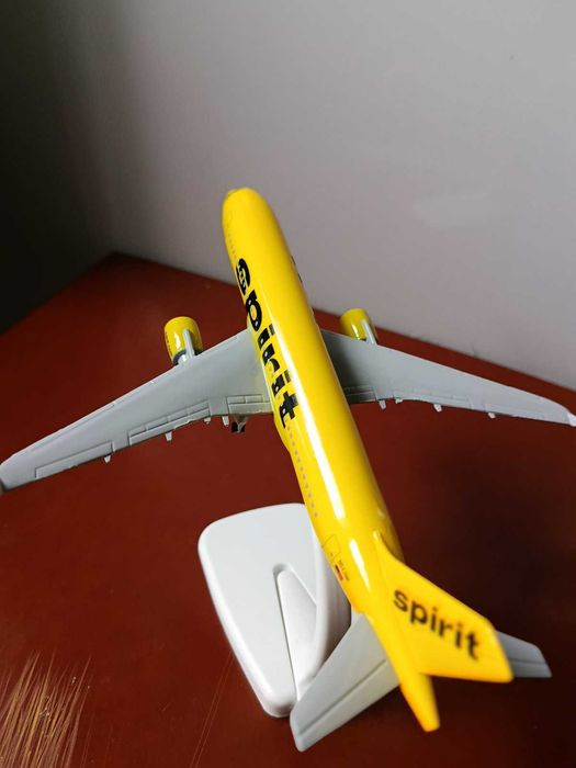 Модель самолёта Airbus A320