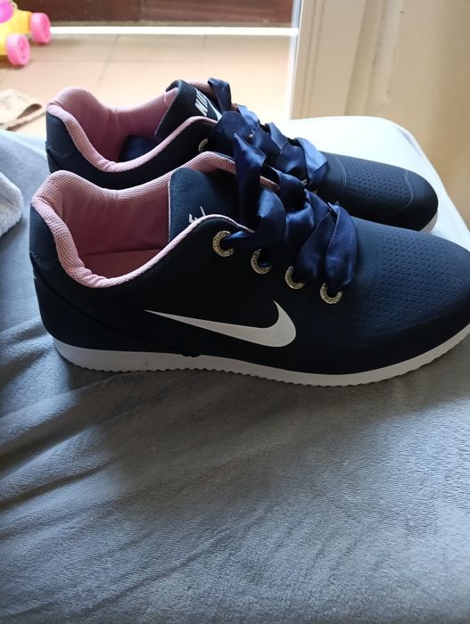 Buty adidasy  granatowe