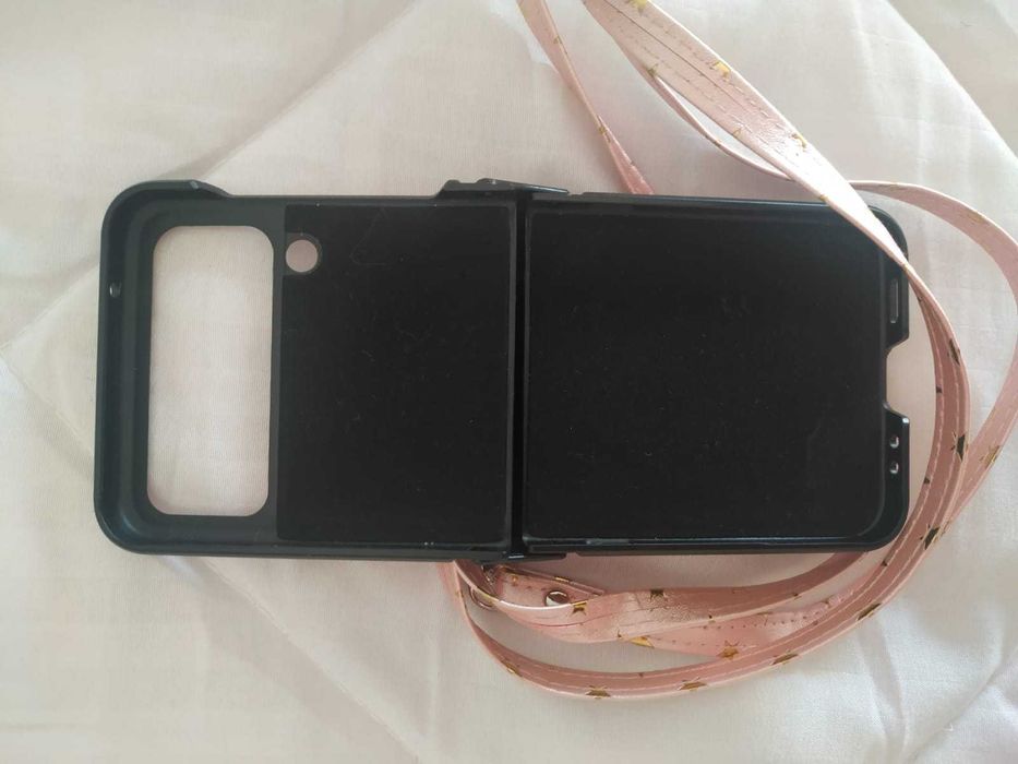 Capa Rosa com Estrelas Douradas para Samsung Galaxy Z Flip 4 – Nova64729671739139122