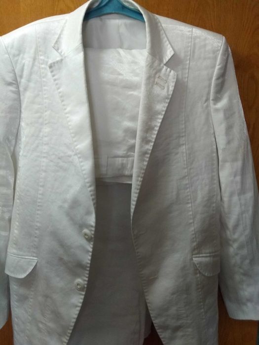 Костюм чоловічий,білий весільний!