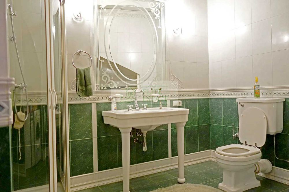 Оренда пентхаусу 406 м² в центрi Києва, вул. Шота Руставелі