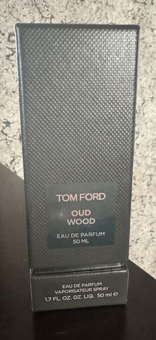 Продам  оригінальну парфумовану воду Tom Ford oud Wood 50 ml