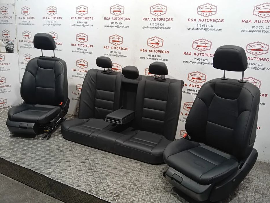 Conjunto de Bancos Elétricos Mercedes Class C W204 Sedan Carro em