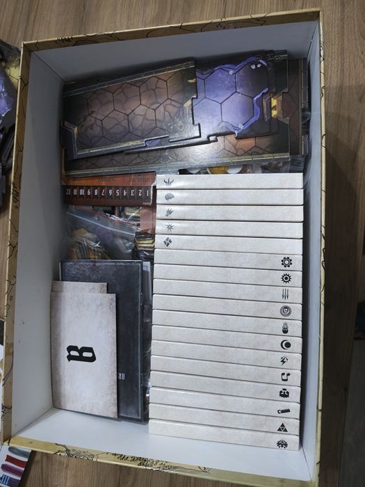 Gloomhaven Polska Edycja
