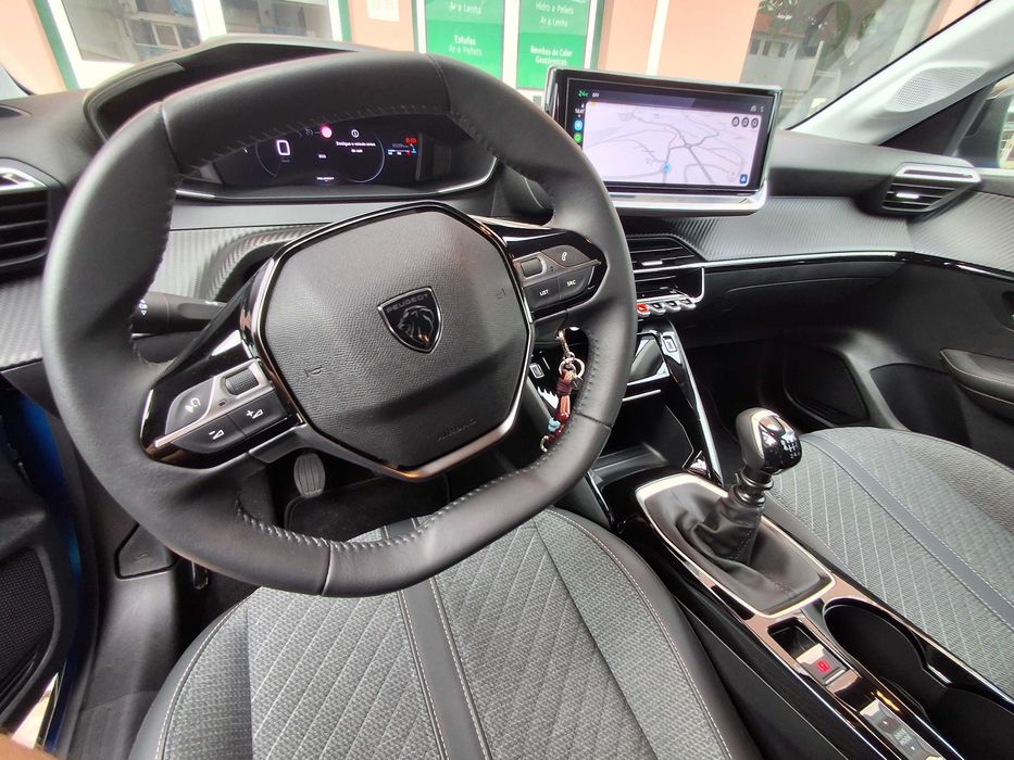 Peugeout Allure 2025 - Praticamente novo!