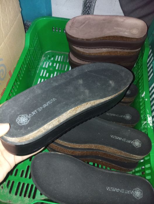 Palmilhas e solas64552102717187120