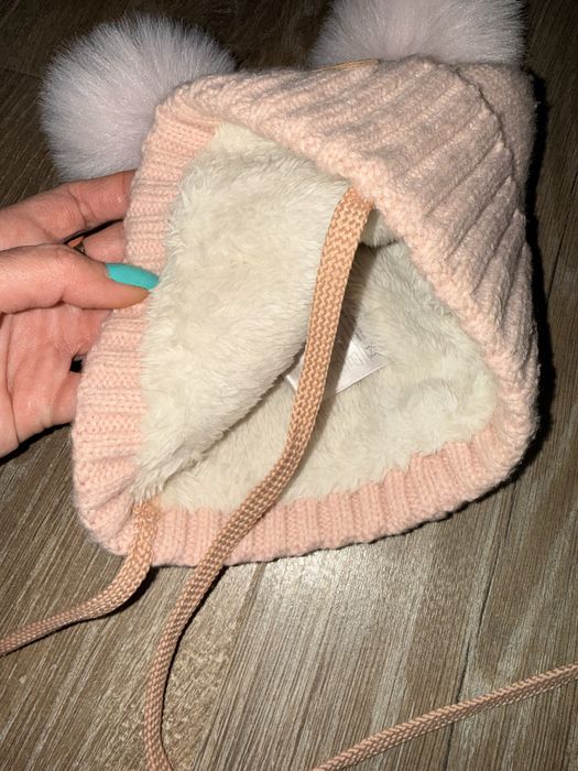 Теплая зимняя шапка на девочку 2-3 г 92-98 см на меху-травке