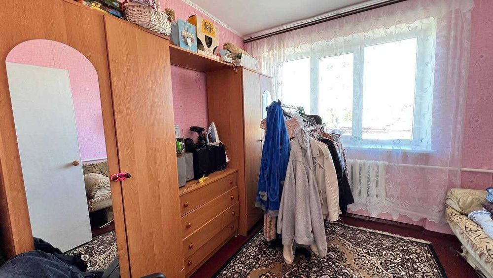 Продам 2-х кімнатну квартиру