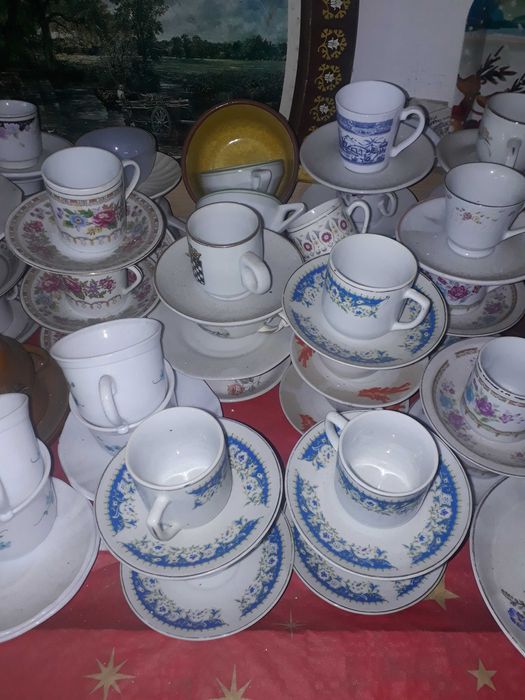 Vendo recheio de loja de antiguidades e usados...