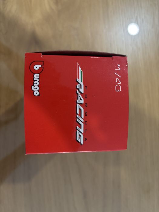 Miniatura Ferrari F1 Bburago – Formula Racing (Oficial Ferrari – Selada / Nunca Usada)