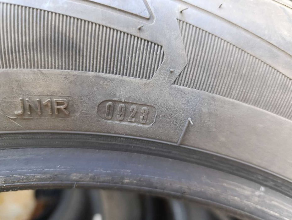 Продам комплект шин Goodyear UltraGrip 245/55 R19