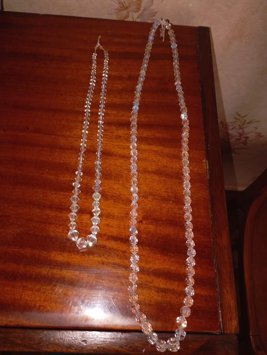 Намистини із чехословацького скла 70х років.