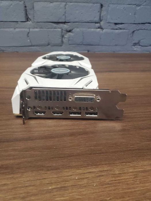 ASUS GeForce GTX 1060 Dual OC 3GB (DUAL-GTX1060-O3G) – оригінал, чудовий стан