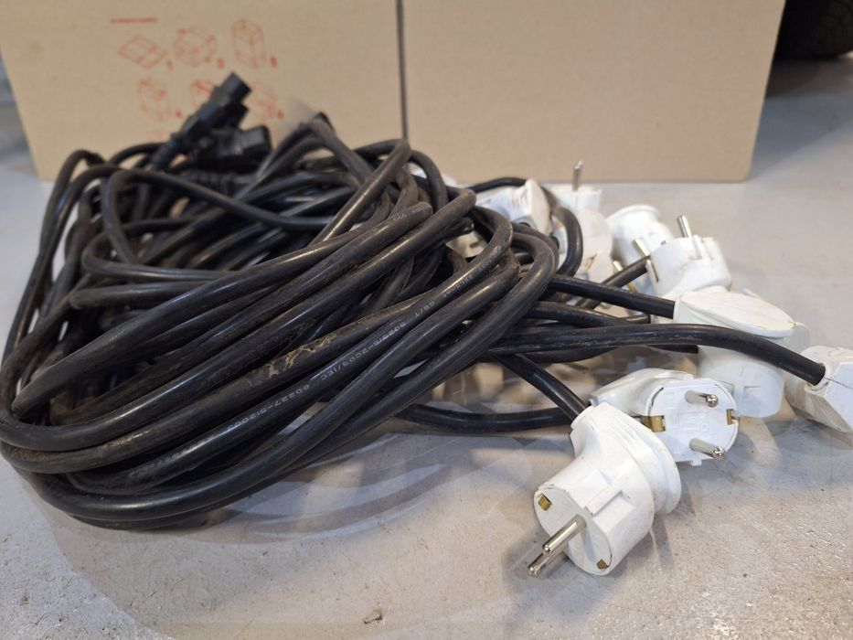 Комп'ютерний шнур для блока живлення  3*1.5мм