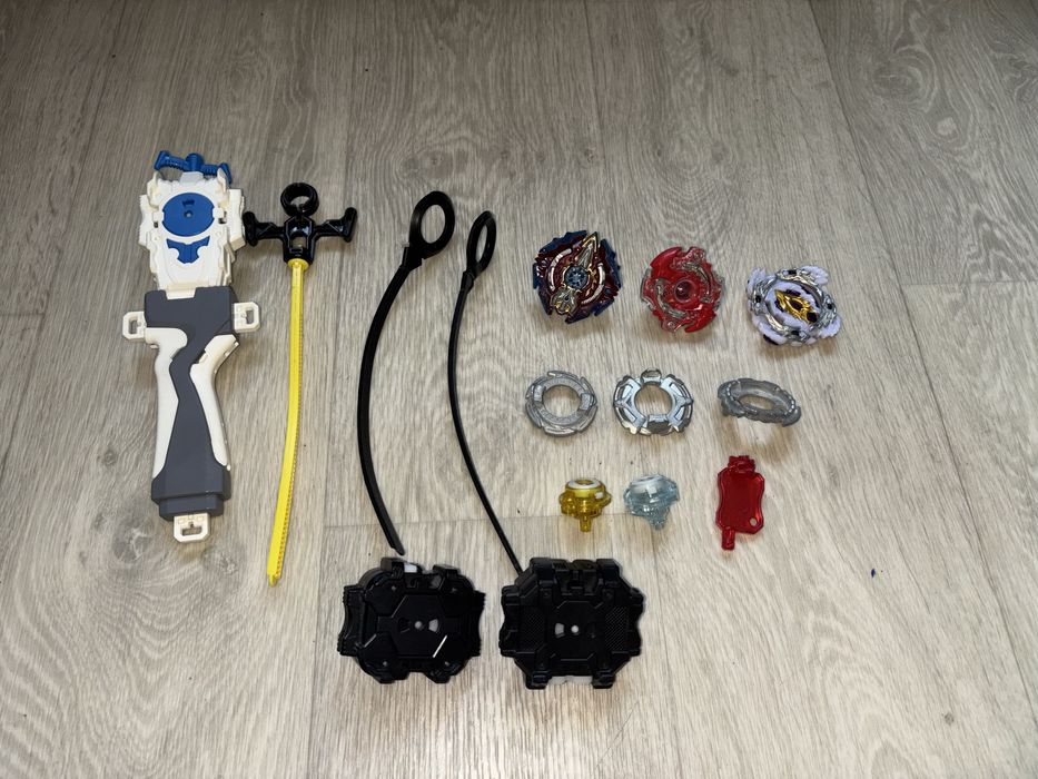 Набор Бейблейд Beyblade Burst (Волчки + Запускные механизмы с рукояткой)