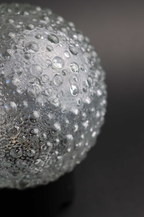 Plafon - kinkiet - kula we wzorki Bubbles - na podstawie bakelitowej