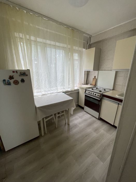 2-кімн метро Дарниця БЕЗ КОМІСІЇ  б-р Верховноі Ради 24
