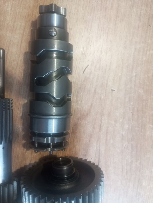 Skrzynia biegów Ducati 600 / M600  wodziki wałek tryb programator