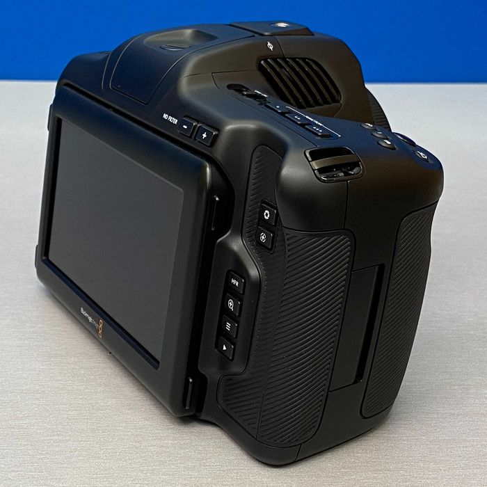 Blackmagic Pocket Cinema Camera 6K Pro