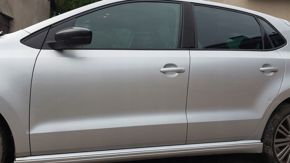 vw polo 6r 6c 09-17r drzwi lewy przód przednie + lewy tył lewe tylne la7w