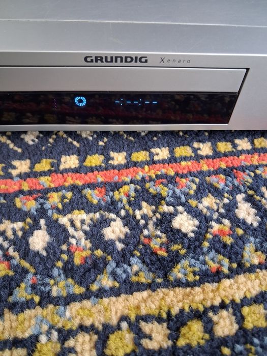 DVD Grundig wszystko sprawne.