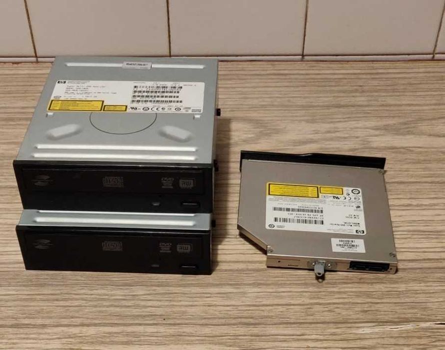 Drives de CD / DVD64740941535745121