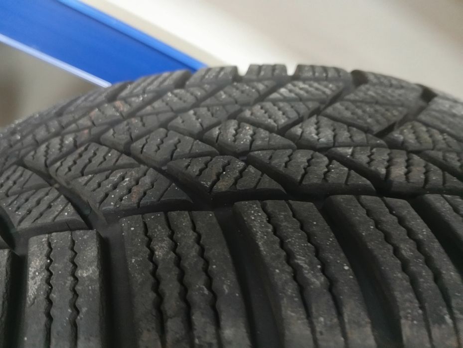 Диски 5/120 с резиной БМВ 195/65R15