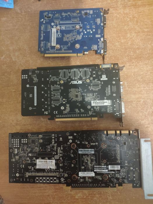 Відеокарта gt 240 asus gtx550Ti GTX 680