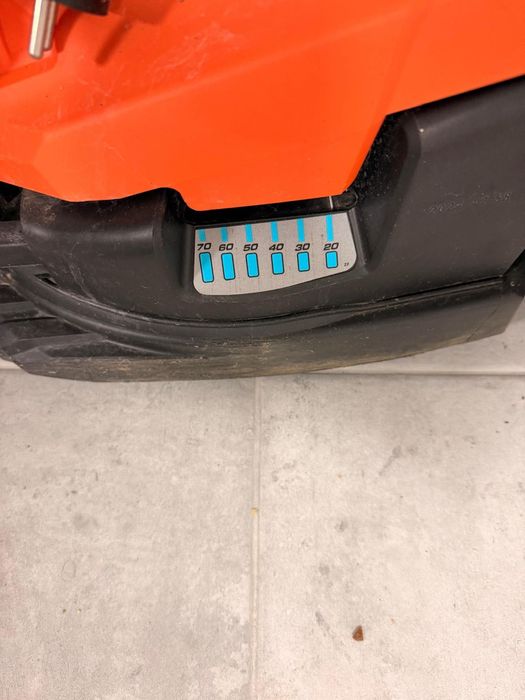 Corta Relvas Black & Decker 1600 W