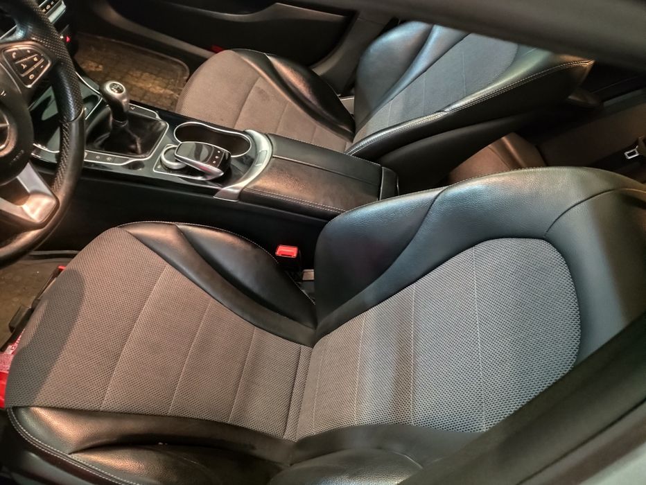 Sprzedam Mercedesa C200