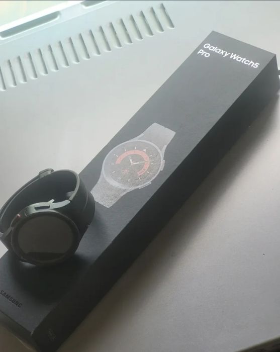 Samsung Galaxy Watch5 Pro Preto Bom Estado
Como nvo. Samsung . Galaxy Watch5 Pro . Preto .