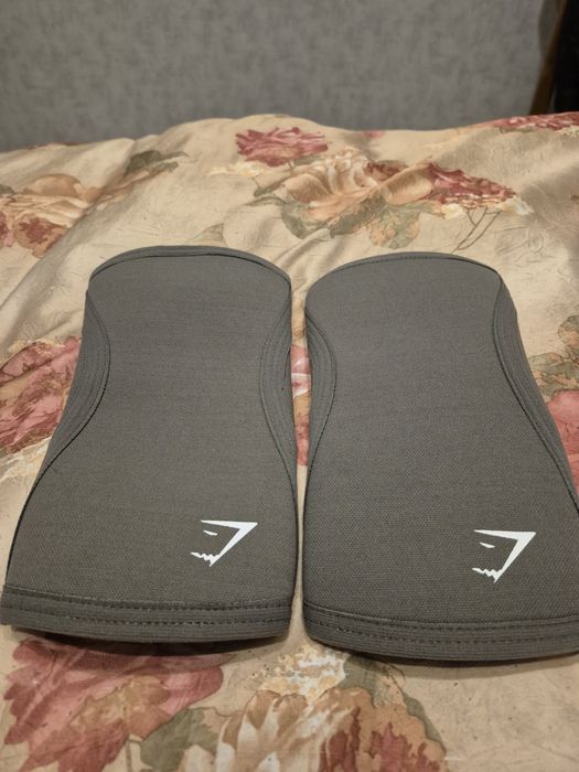 Gymshark наколінники