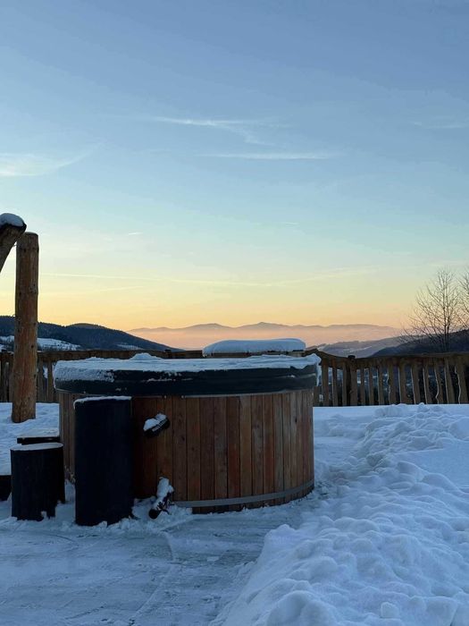 Domek na wynajem z gorącą balią z hydromasażem na wyłączność