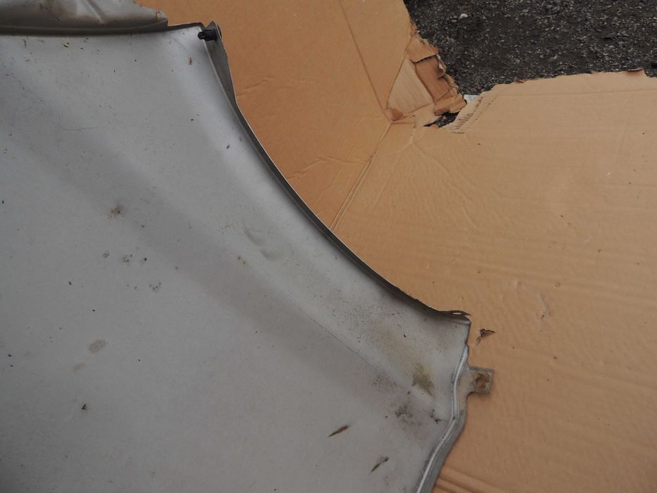 Błotnik przód przedni lewy Toyota Hiace 95,96,97,98,99,00,01,02,03-05