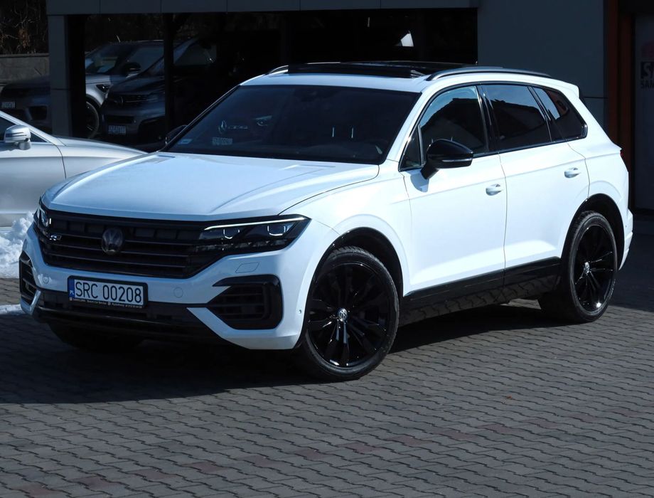 Volkswagen Touareg R-Line Krajowy Full Wentyle Masaż Dynaudio Panorama Dociąg Matrix DCC