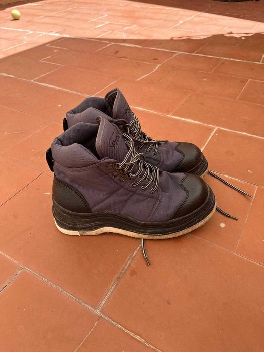 Botas Prowear da Rapala para vadeador com sola de feltro.