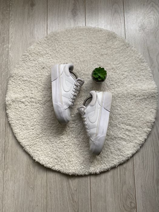 Женские Кожаные Кроссовки Nike Court Royal 40р(25,5см)