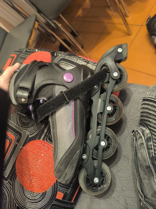 Sprzedam dwie pary rolki damskie jak nowe