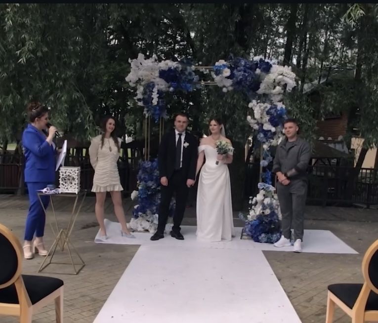 Ведуча, тамада, жива музика Київ та Київська область