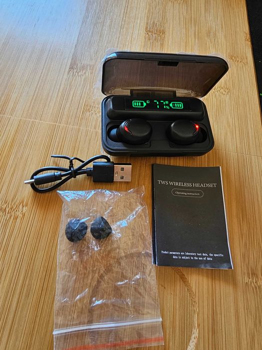 Auriculares Bluetooth com powerbank NOVOS