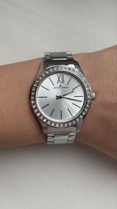Годинник Jacques Lemans