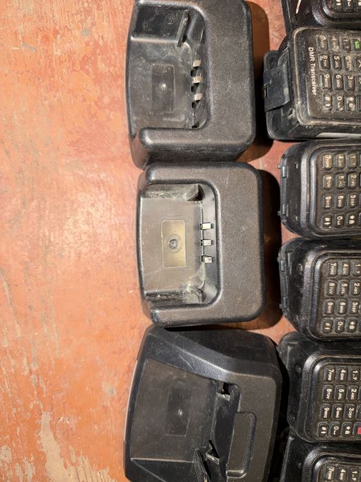 Продам радіостанцію TYT MD-UV380